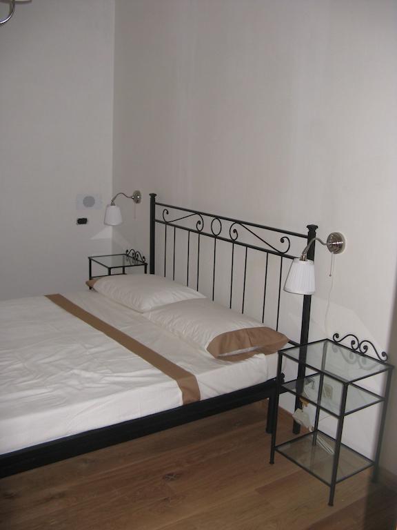 Bernardone Hotel Camaiore Kamer foto